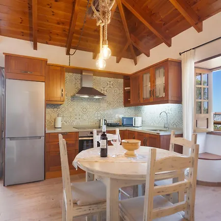 بيت للعطل Volcan 18 *