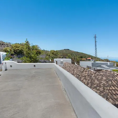 Volcan 18 بيت للعطل *